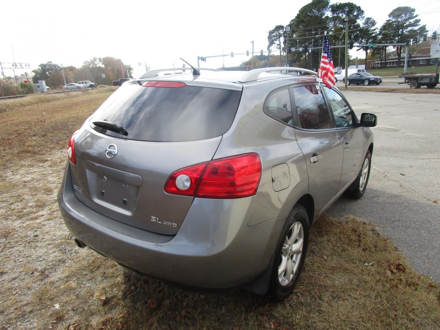 2009 Gray Nissan Rogue (JN8AS58V39W) , Automatic transmission, located at 2553 Airline Blvd, Portsmouth, VA, 23701, (757) 488-8331, 36.813889, -76.357597 - ***VEHICLE TERMS*** Down Payment: $599 Weekly Payment: $95 APR: 23.9% Repayment Terms: 42 Months *** CALL 757-488-8331 TO SCHEDULE YOUR APPOINTMENT TODAY AND GET PRE-APPROVED RIGHT OVER THE PHONE*** - Photo#5